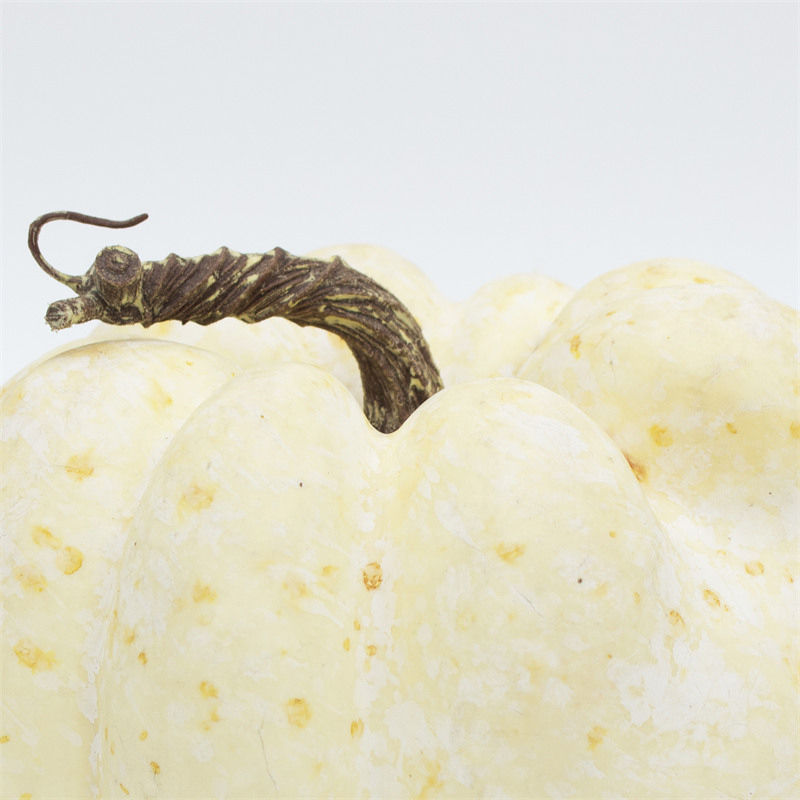 Diameter 19cm Milky White Autumn Simulation Pumpkin