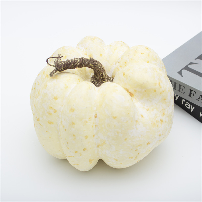 Diameter 19cm Milky White Autumn Simulation Pumpkin