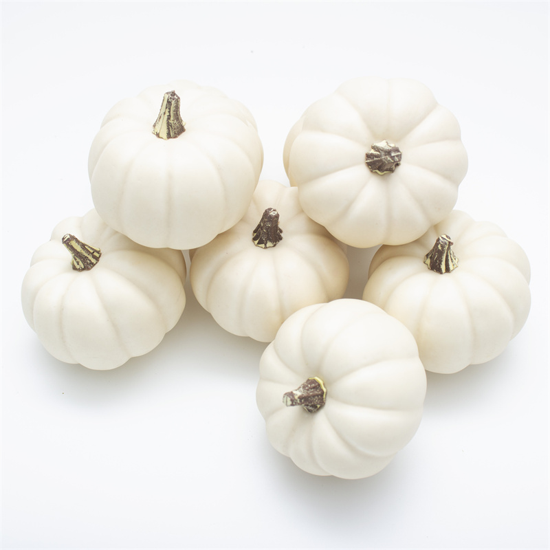 Milky White Small Pumpkin Combination