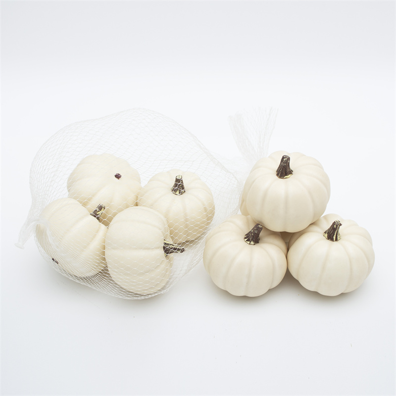 Milky White Small Pumpkin Combination