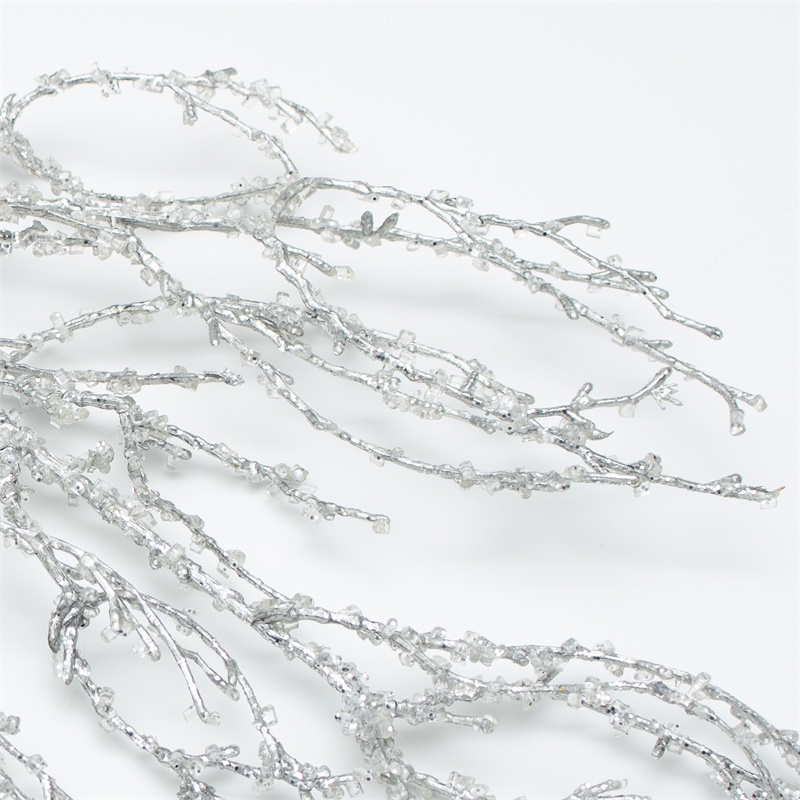 White Mist Pine Branch With Diamond