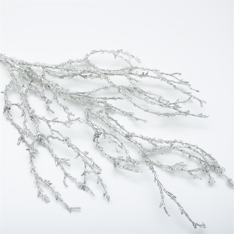 White Mist Pine Branch With Diamond